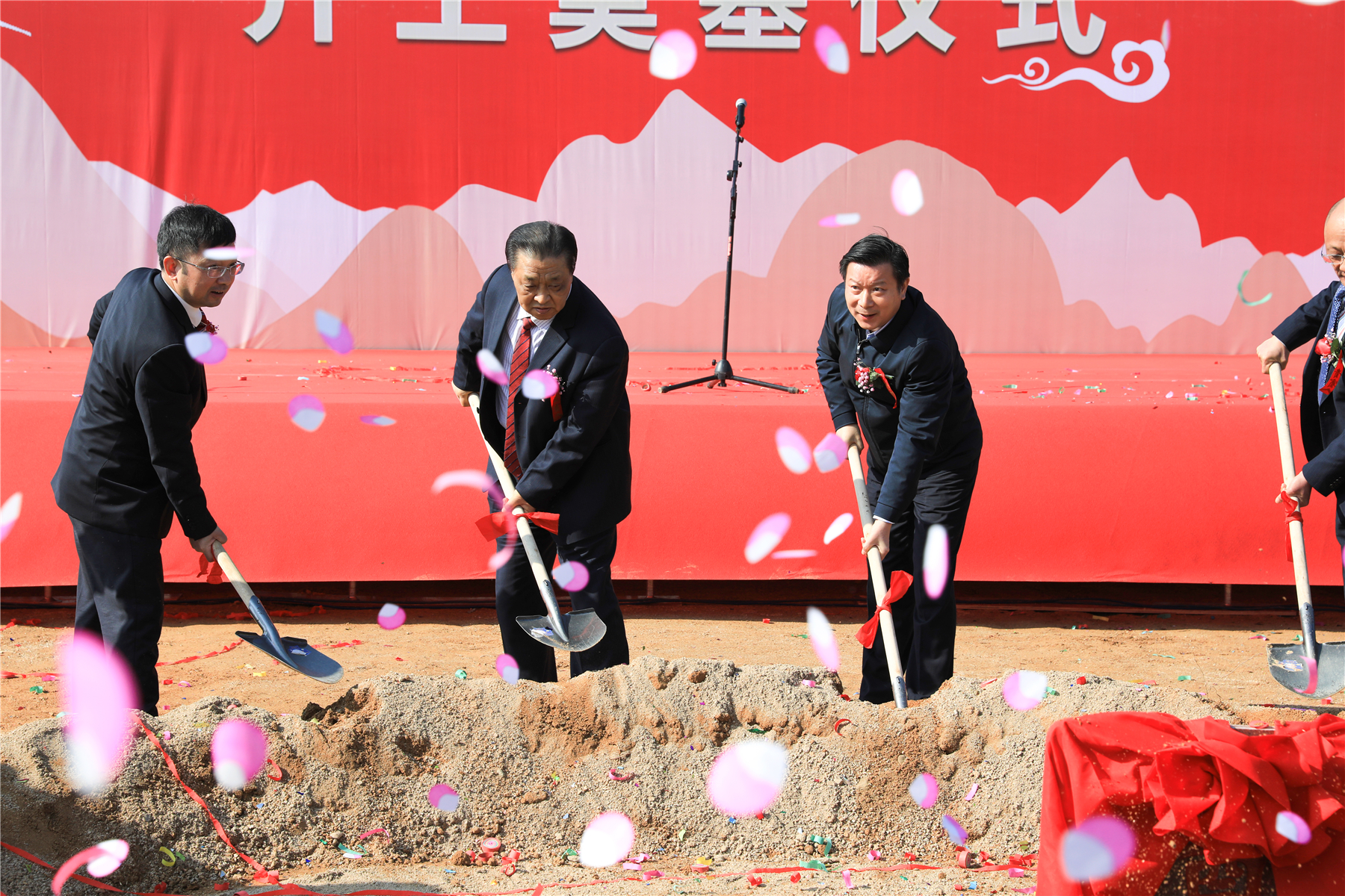 KS��ʱ��(�й���)�ٷ���վ