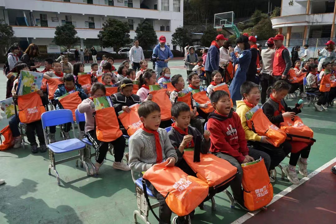 KS��ʱ��(�й���)�ٷ���վ